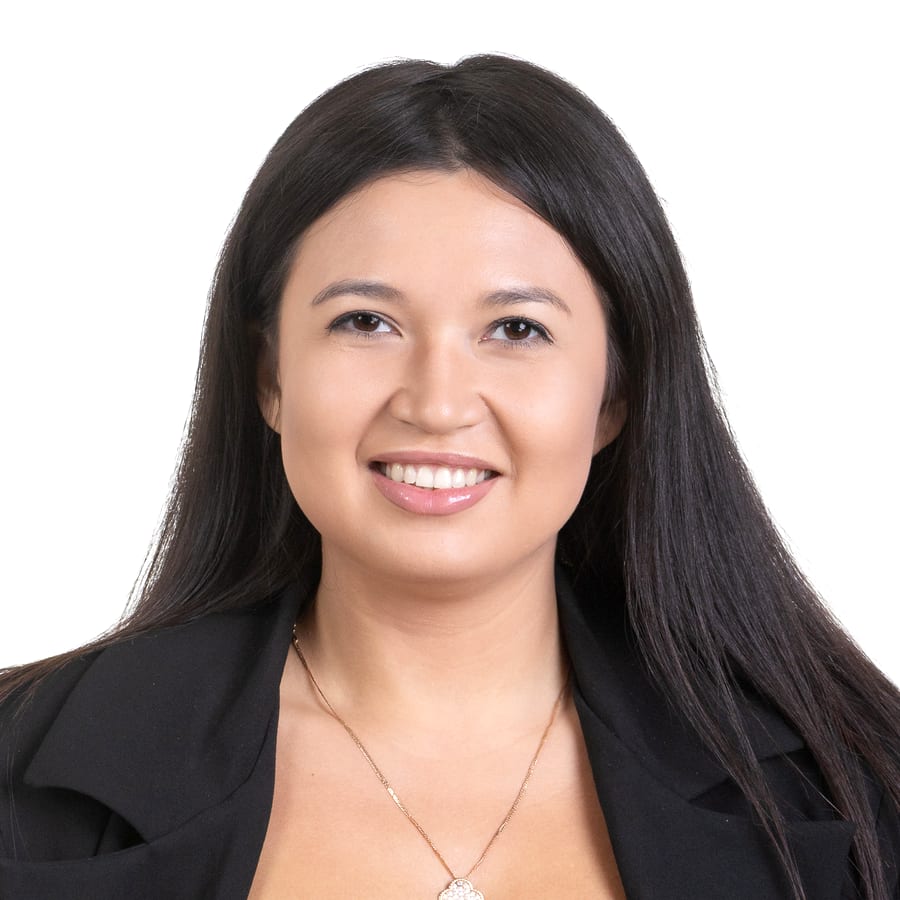 Nadia Nhuien